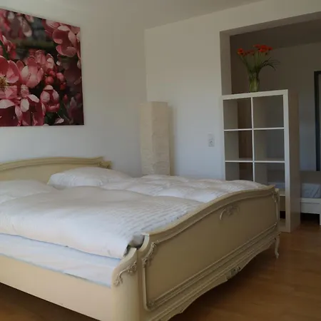 B8 - Just A Private Accommodation Dusseldorf