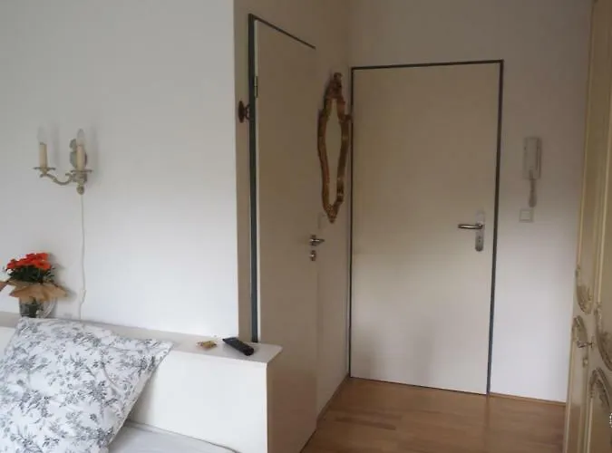 홈스테이 B8 - Just A Private 뒤셀도르프