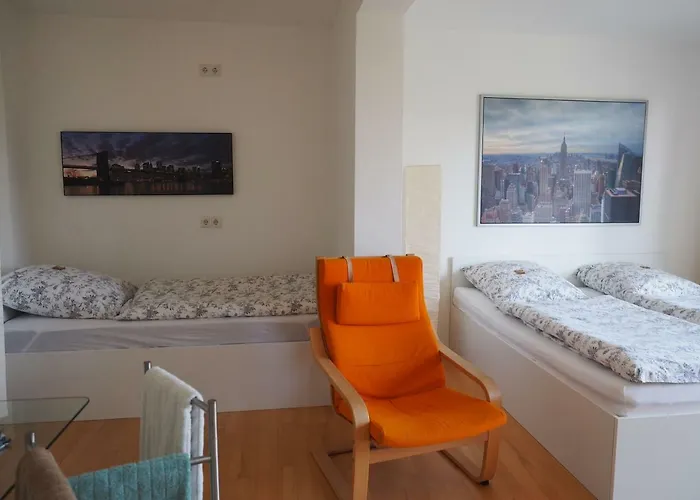 Rum i privatbostad B8 - Just A Private Accommodation *