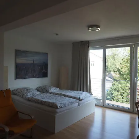 Quarto em Acomodações Particulares B8 - Just A Private Düsseldorf