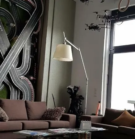 B8 - Just A Private دوسلدورف