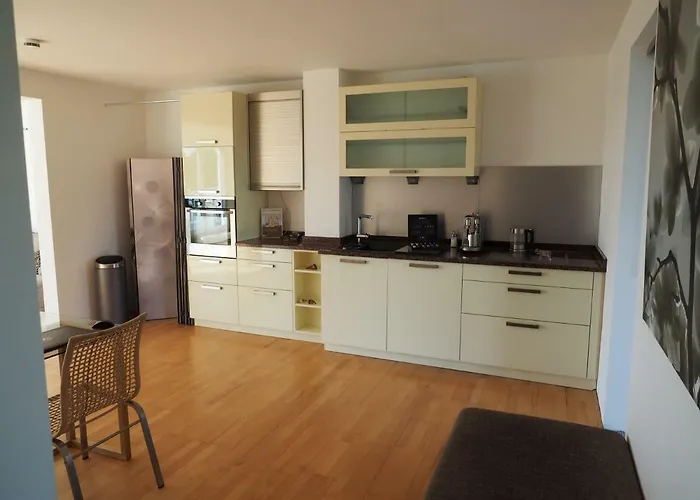 Séjour chez l'habitant B8 - Just A Private *